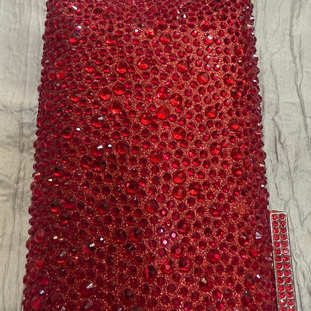 Elegant Red Clutch Bag - Picture 4 of 11